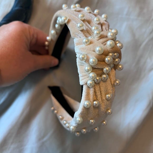 Blue and Beige Headbands with Pearls - Picture 2 of 3